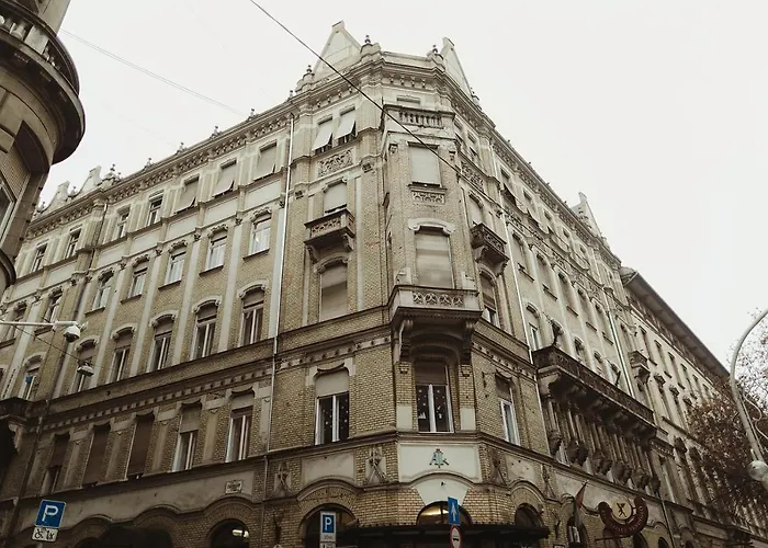 Jozsef63 Apartment